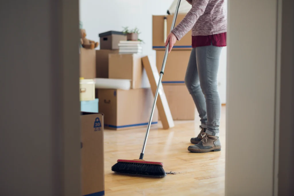 Move-Out Cleaning Services